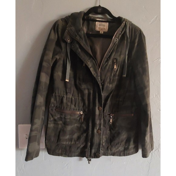 Zenana Outfitters  Jacket  Camouflage  Women's Size M,Pockers, Hoodie,17 Inch Of - Picture 1 of 16